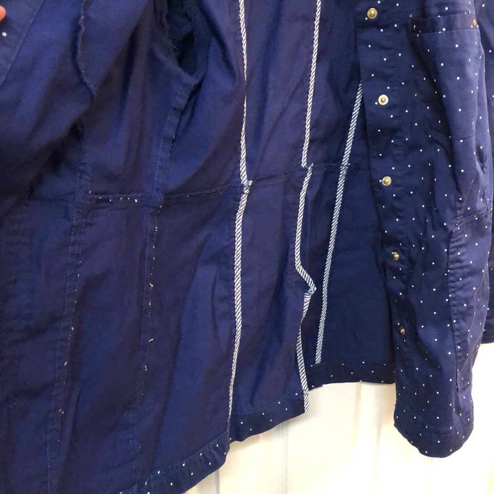 Chico’s Light Weight Jacket / Size 1 - Picture 4 of 4